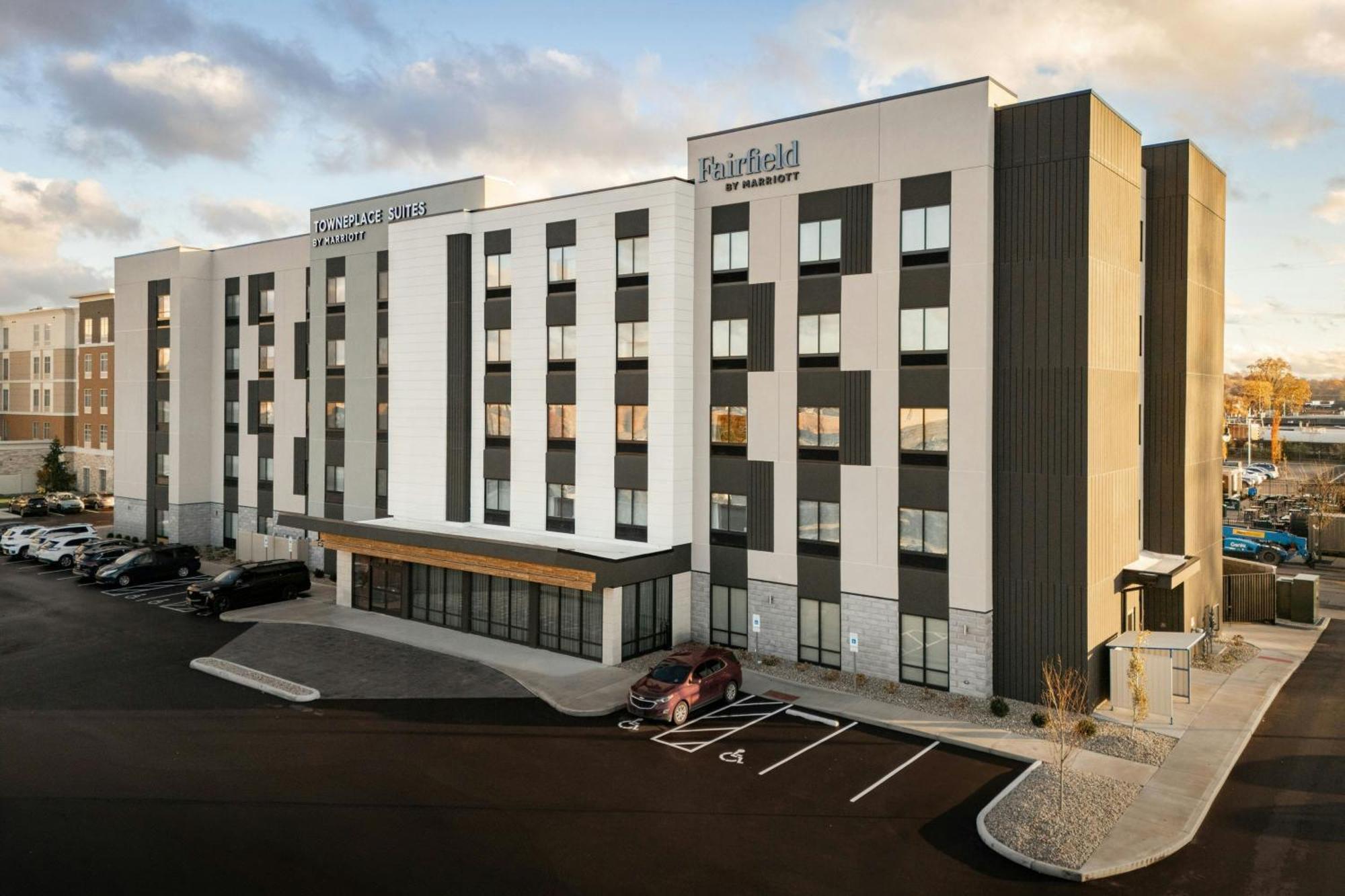 Fairfield By Marriott Inn & Suites Cincinnati Oakley Экстерьер фото
