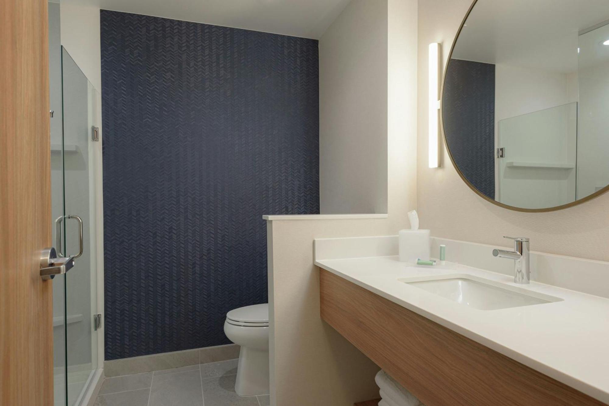 Fairfield By Marriott Inn & Suites Cincinnati Oakley Экстерьер фото