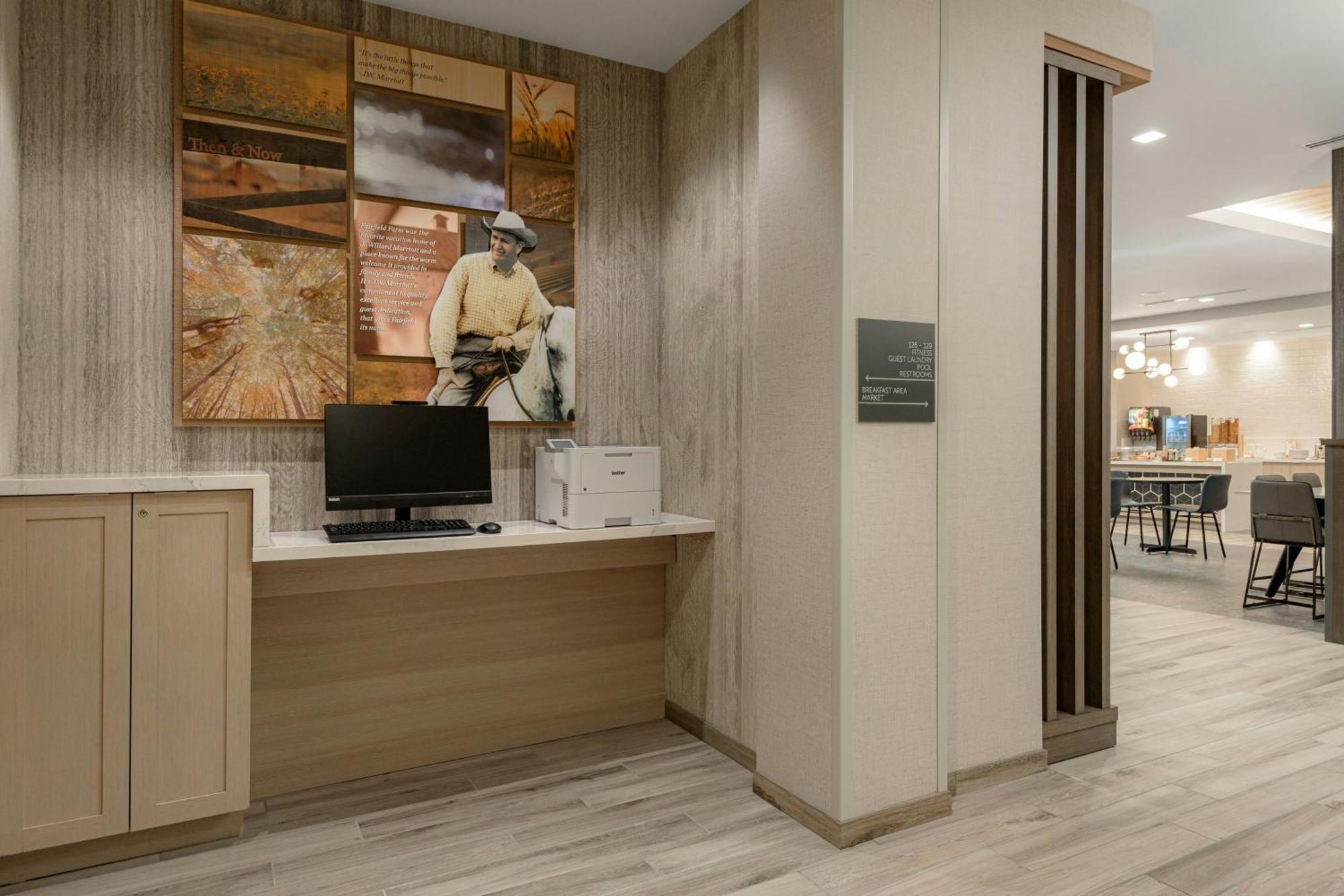 Fairfield By Marriott Inn & Suites Cincinnati Oakley Экстерьер фото